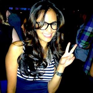 Meet your Posher, April